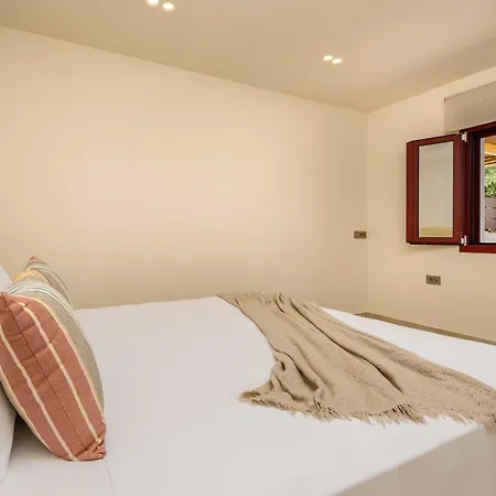 Apartmán Salt Vibe Residences - A Few Steps From The Beach, By Tk Premium Vasilikí