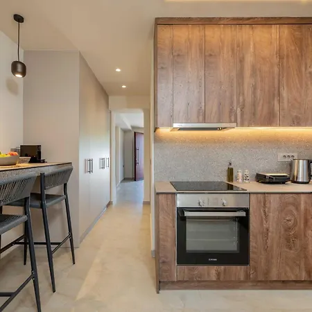 Salt Vibe Residences - A Few Steps From The Beach, By Tk Premium Apartmán