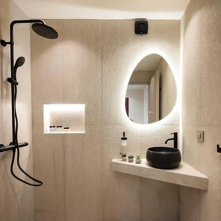 Salt Vibe Residences - A Few Steps From The Beach, By Tk Premium * Vasilikí