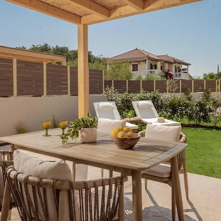 Salt Vibe Residences - A Few Steps From The Beach, By Tk Premium Appartement Vasilikí